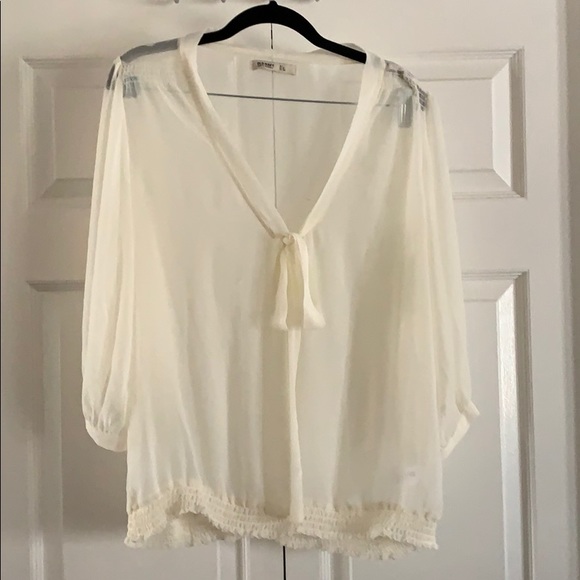 Old Navy Tops - Women’s V neck Bow Top, Old Navy, Size Large